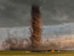 foto-tornado-juara-kontes-national-geographic_20170205_092123.jpg