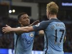 gabriel-jesus-selebrasi-dengan-kevin-de-bruyne_20170517_072055.jpg