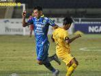 hasil-akhir-persib-bandung-vs-semen-padang-kabau-sirah-tahan-imbang-maung-bandung-1-1.jpg