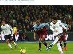 hasil-west-ham-vs-liverpool-gol-mo-salah-bawa-the-reds-unggul-di-babak-pertama.jpg