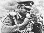 idi-amin-yang-dikenal-diktator.jpg