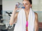 ilustrasi-botol-air-minum_20160812_184050.jpg