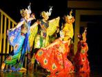 ilustrasi-tarian-sunda_20150806_134714.jpg