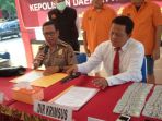 kabid-humas-polda-kepri-kombes-pol-s-erlangga_20181105_165056.jpg