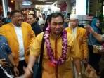 kader-dan-simaptisan-partai-hanura-menyambut-ketua-dpd-kepri-2_20151101_081426.jpg