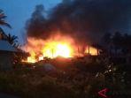 kantor-pln-natuna-terbakar.jpg