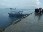 kapal-kargo-kamarul-huda-gt-7-yang-memuat-bbm-di-pelabuhan-selat-lampa_20181023_161128.jpg