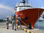 kapal-penyelamat-kapal-selam-milik-singapura-mv-swift-rescue.jpg