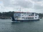kapal-roro-saat-berlayar.jpg
