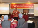 kegiatan-workshop-untuk-frontliner-yang-dilakukan-oleh-bank-riaukepri_20151126_225748.jpg
