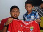 kiper-persib-bandung-mohammad-natsir-alias-deden.jpg
