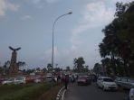 kisruh-antara-taksi-konvensional-dan-taksi-online.jpg
