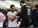 kontrak-gianluigi-donnarumma-dan-hakan-calhanoglu.jpg