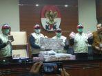 kpk-mengamankan-uang-rp7-miliar-dalam-ott-pejabat-kemenpora.jpg