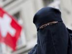 larangan-burqa-di-swiss_20151126_180322.jpg