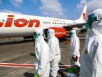 lion-air-boeing-737-800-setelah-melakukan-sterilisasi-di-bandara-soekarno-hatta.jpg
