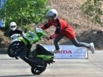 loncat-motor.jpg