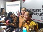 mahfud-md-meninjau-langsung-proses-input-data-fromulir-c1.jpg