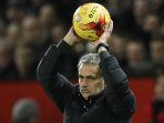 manajer-manchester-united-jose-mourinho_20170111_172317.jpg