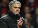 manajer-manchester-united-jose-mourinho_20170116_111048.jpg