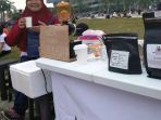 meja-kopi-mau-di-dataran-engku-putri-batam-centre_20180402_115337.jpg