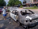 mobil-terbakar-di-aviari_20161206_115549.jpg