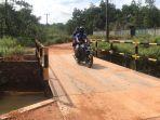 nasib-jembatan-penghubung-jalur-gesek-ke-tirta-madu-km-20-toapaya-bintan.jpg
