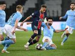 neymar-tengah-mendapat-pengawalan-ketat-pemain-manchester-city.jpg