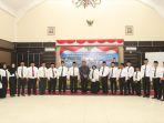 nurdin-lantik-17-pejabat-pemprov-kepri.jpg