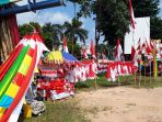 pedagang-bendera-dan-pernak-pernik-hut-ri-di-sagulung_20180728_111708.jpg