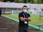 pelatih-persik-kediri-javier-roca.jpg