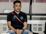 pelatih-pss-sleman-seto-nurdiantoro-dewa-united-di-laga-terakhir-grup-a-piala-presiden-2022.jpg