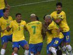 pemain-brazil-melakukan-selebrasi-setelah-roberto-firmino-mencetak-gol.jpg