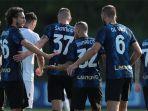 pemain-inter-milan-melakukan-selebrasi-setelah-mencetak-gol-ke-gawang-crotone.jpg
