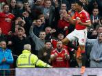 pemain-mu-cetak-gol_20160314_011011.jpg