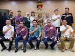 penandatangan-kerjasama-polri-jne.jpg