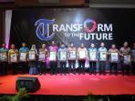 penghargaan-inspiratif-untuk-13-tokoh_20160923_191129.jpg