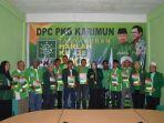 pengurus-pac-terima-sk-dari-dpc-pkb.jpg