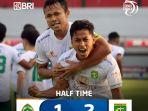 persebaya-surabaya-unggul-atas-tira-persikabo-di-babak-pertama-laga-pekan-18-bri-liga-1.jpg