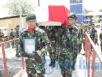 personil-kipan-yonif-136-karimun-memberangkat-jenazah_20160711_135029.jpg