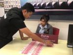 petugas-bandara1_20180314_122735.jpg