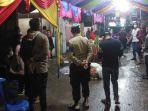 polisi-membubarkan-pesta-kawinan-warga.jpg