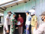 polres-anambas-bagi-sembako-ke-warga-dampak-covid-19.jpg