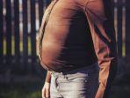 pria-cenderung-memiliki-perut-buncit.jpg
