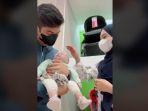 ria-ricis-gendong-bayi.jpg