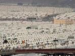 ribuan-tenda-didirikan-umat-islam-di-mina_20151002_122959.jpg