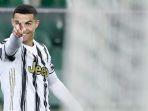 selebrasi-cristiano-ronaldo-setelah-mencetak-gol-ke-gawang-hellas-verona.jpg