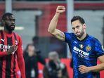 selebrasi-hakan-calhanoglu-setelah-cetak-gol-ke-gawang-mantan-klubnya-ac-milan.jpg