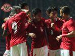selebrasi-pemain-timnas-indonesia-setelah-evan-dimas-cetak-gol-ke-gawang-taiwan.jpg