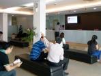 suasana-di-kantor-cabang-ocbc-nisp-palmspring-batam-center_20160329_160250.jpg